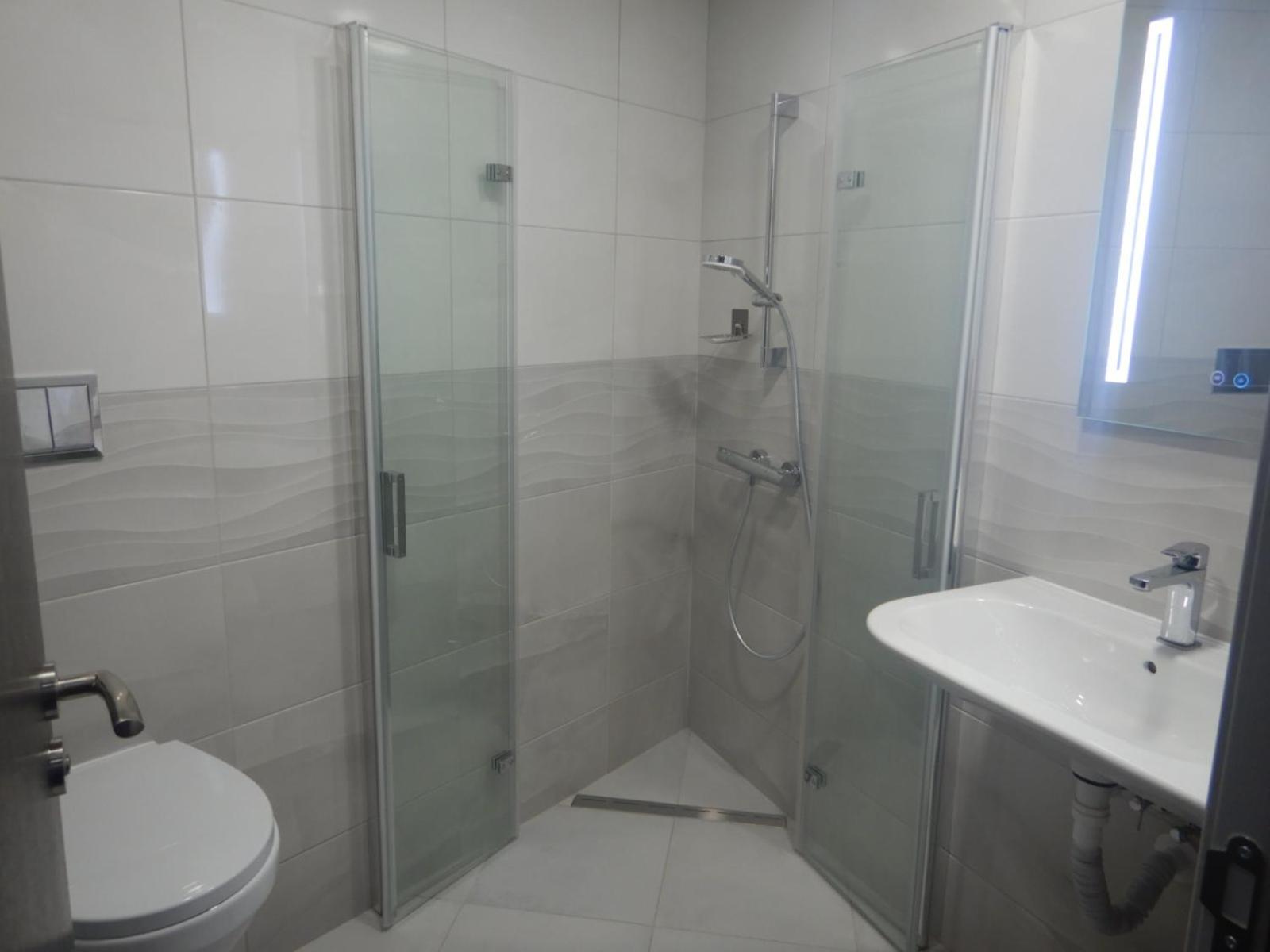 Sunshine Terrace Apartment พลอฟดิฟ ภายนอก รูปภาพ