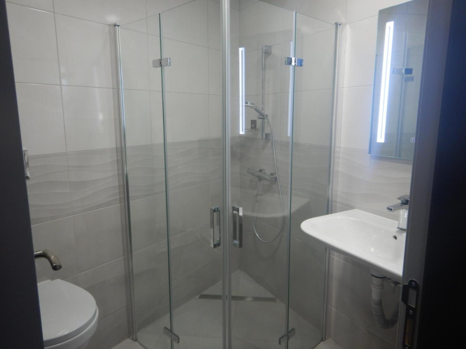 Sunshine Terrace Apartment พลอฟดิฟ ภายนอก รูปภาพ